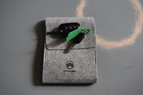 Citroën C3 Aircross 1.2 PureTech Shine Automaat Navigatie