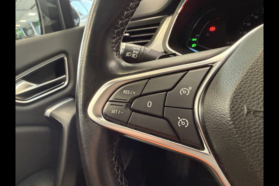 Renault Captur 1.3 TCe 130 Intens Navi PDC Camera Climate 17''