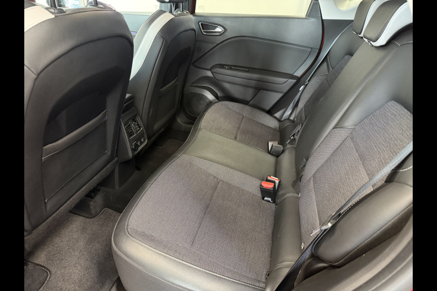 Renault Captur 1.3 TCe 130 Intens Navi PDC Camera Climate 17''