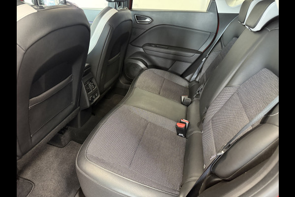 Renault Captur 1.3 TCe 130 Intens Navi PDC Camera Climate 17''