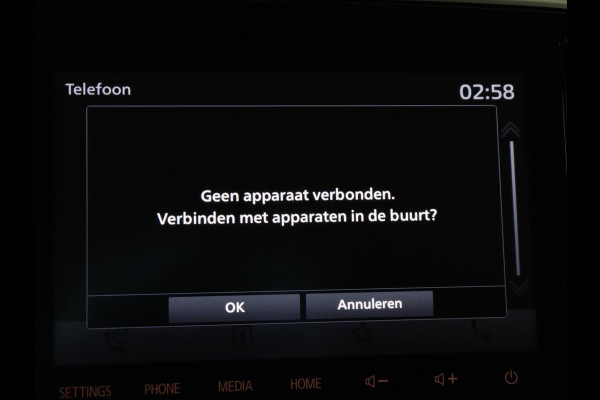 Mitsubishi Outlander 2.4 PHEV Pure | Stoelverwarming | Trekhaak | Camera | Carplay | Keyless | DAB | Cruise control | Bluetooth | Climate control | Plug In