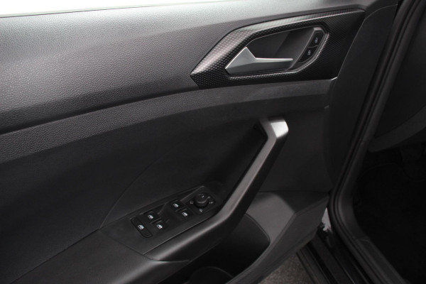 Volkswagen T-Cross 1.0 TSI 110 pk DSG Life Plus | Navigatie | Apple Carplay/Android Auto | Adaptive Cruise Control | Lane Assist | Camera | Parkeersensoren | Stoelverwarming | DAB