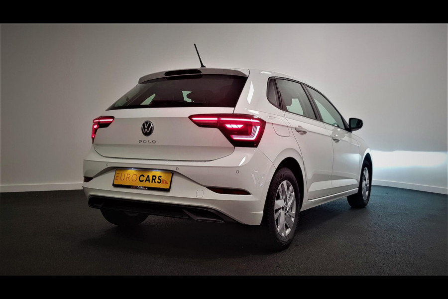 Volkswagen Polo 1.0 TSI DSG Style Nieuw Type | Navigatie | Climate Control | Parkeer sensoren | Cruise control adaptive | Lichtmetalen velgen