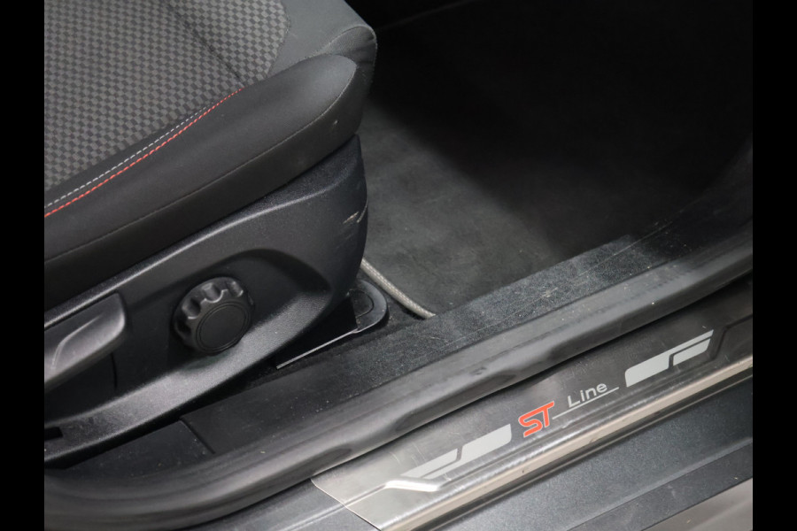 Ford Fiesta 1.0 EcoBoost ST-Line [APPLE CARPLAY, ADNROID AUTO, CRUISE CONTROL, LANE ASSIST, PDC ACHTER, AUTOMATISCHE AIRCO, LICHTMETALEN VELGEN, NIEUWSTAAT]
