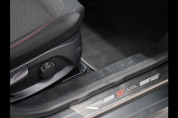Ford Fiesta 1.0 EcoBoost ST-Line [APPLE CARPLAY, ADNROID AUTO, CRUISE CONTROL, LANE ASSIST, PDC ACHTER, AUTOMATISCHE AIRCO, LICHTMETALEN VELGEN, NIEUWSTAAT]