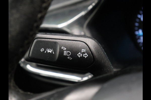 Ford Fiesta 1.0 EcoBoost ST-Line [APPLE CARPLAY, ADNROID AUTO, CRUISE CONTROL, LANE ASSIST, PDC ACHTER, AUTOMATISCHE AIRCO, LICHTMETALEN VELGEN, NIEUWSTAAT]