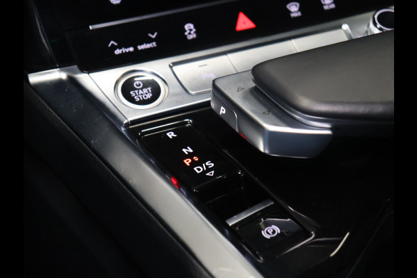 Audi e-tron 55 quattro Advanced edition 95 kWh [MEMORY SEATS, APPLE CARPLAY, ANDROID AUTO, CRUISE CONTROL, PDC V+A, STUURVERWARMING, STOELVERWARMING, NIEUWSTAAT]