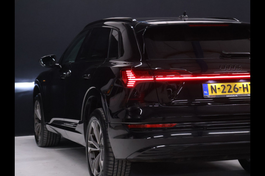 Audi e-tron e-tron 55 quattro 95 kWh [LUCHTVERING, MEMORY SEATS, APPLE CARPLAY, ANDROID AUTO, CRUISE CONTROL, ACHTERUITRIJCAMERA, PDC V+A, STOEVERWARMING, NIEUWSTAAT]