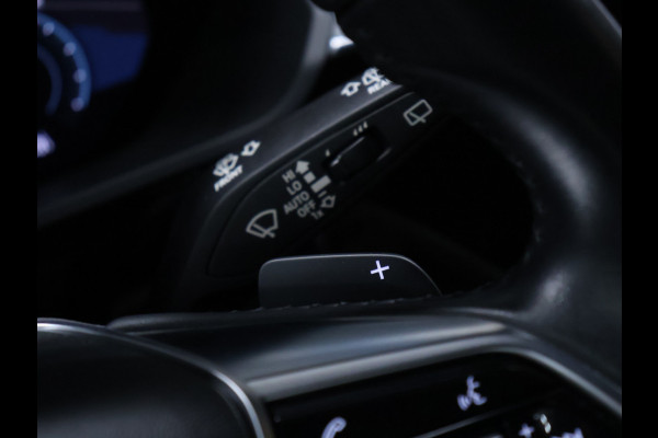 Audi e-tron e-tron 55 quattro 95 kWh [LUCHTVERING, MEMORY SEATS, APPLE CARPLAY, ANDROID AUTO, CRUISE CONTROL, ACHTERUITRIJCAMERA, PDC V+A, STOEVERWARMING, NIEUWSTAAT]