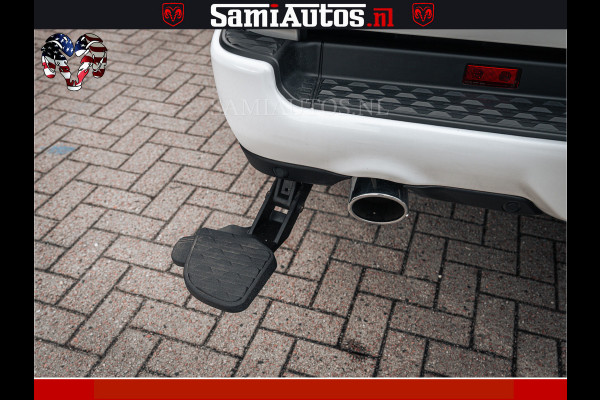 Dodge Ram V8 5.7 402PK | LARAMIE SPORT | Krachtige Hemi | Panorama Dak | 12' Scherm | LPG | Comfortabele Dubbele Cabine met Royale 5 Zitplaatsen | NIEUW EN BPM vrij | Nu Leverbaar uit Voorraad | Nr 2528 - 1276 |