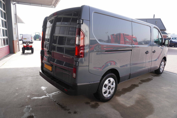 Renault Trafic 2.0 Blue dCi 130PK L2H1 Advance Schuifdeur links + rechts nr. V054 | Airco | Cruise | Navigatie | Camera | All season