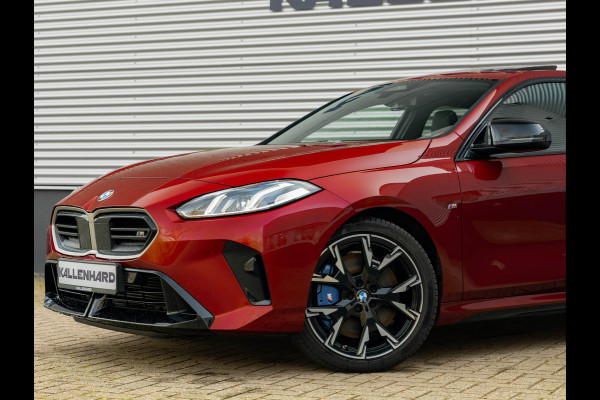 BMW 1-serie M135 xDrive - Pano - Memoryzetel - Harman Kardon