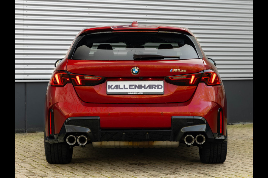 BMW 1-serie M135 xDrive - Pano - Memoryzetel - Harman Kardon