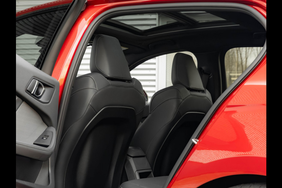 BMW 1-serie M135 xDrive - Pano - Memoryzetel - Harman Kardon