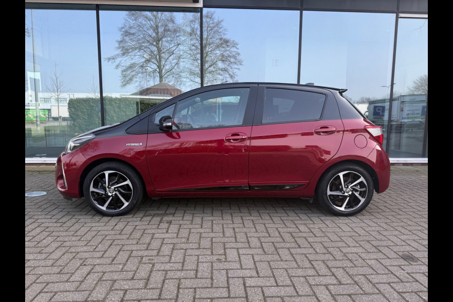 Toyota Yaris 1.5 Hybrid Y20 BiTone - Automaat - Panodak - Climate - Trekhaak afn.