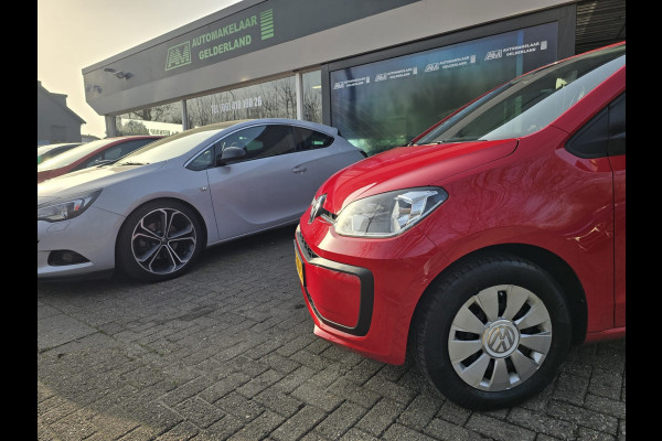 Volkswagen up! 1.0 BMT move up! | 12MND GARANTIE | AIRCO | NW APK | NL AUTO |
