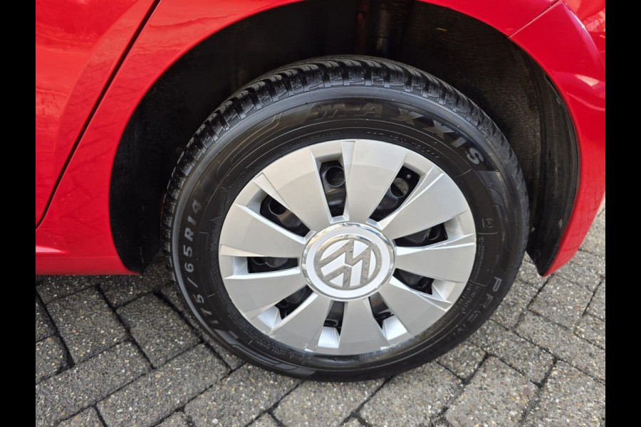 Volkswagen up! 1.0 BMT move up! | 12MND GARANTIE | AIRCO | NW APK | NL AUTO |