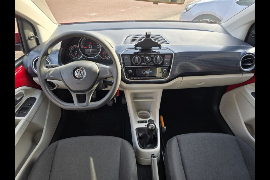 Volkswagen up! 1.0 BMT move up! | 12MND GARANTIE | AIRCO | NW APK | NL AUTO |