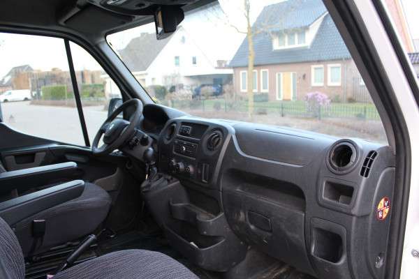 Renault Master T35 2.3 dCi 130PK Euro6 L2H2 ✓ airco ✓ imperiaal ✓ trekhaak 2500KG
