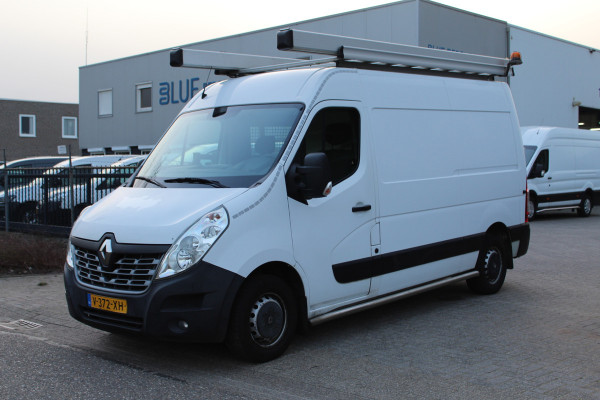 Renault Master T35 2.3 dCi 130PK Euro6 L2H2 ✓ airco ✓ imperiaal ✓ trekhaak 2500KG