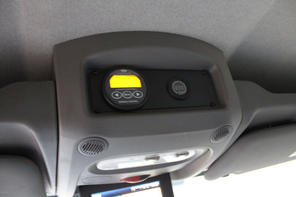 Renault Master T35 2.3 dCi 130PK Euro6 L2H2 ✓ airco ✓ imperiaal ✓ trekhaak 2500KG