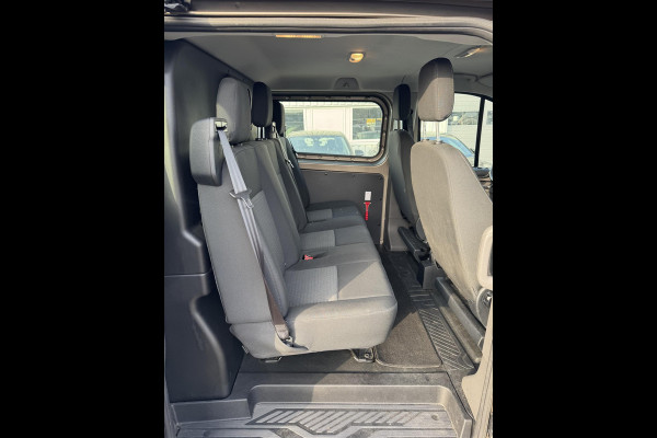 Ford Transit Custom 320 2.0 TDCI L2H1 Limited DC 130pk | 5pers. | Sync 3 Navigatie | Stoelverwarming | Sidebars