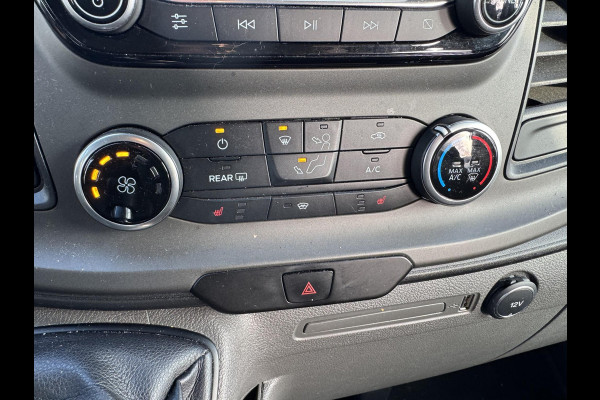 Ford Transit Custom 320 2.0 TDCI L2H1 Limited DC 130pk | 5pers. | Sync 3 Navigatie | Stoelverwarming | Sidebars