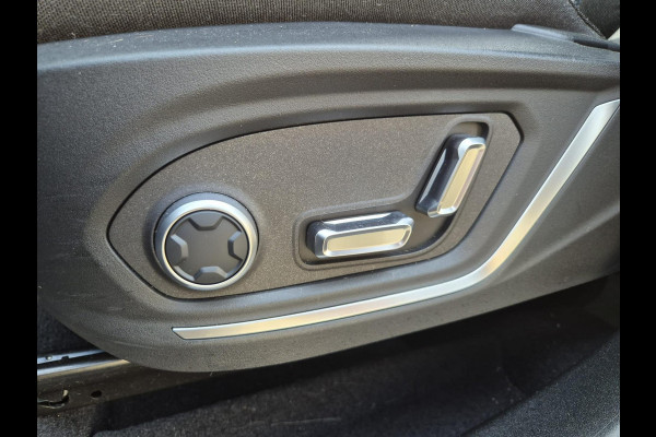 Lynk & Co 01 1.5 | NL auto | 360 camera | Schuifdak |