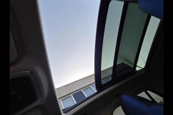 Lynk & Co 01 1.5 | NL auto | 360 camera | Schuifdak |