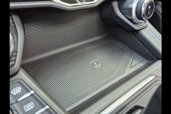 Lynk & Co 01 1.5 | NL auto | 360 camera | Schuifdak |