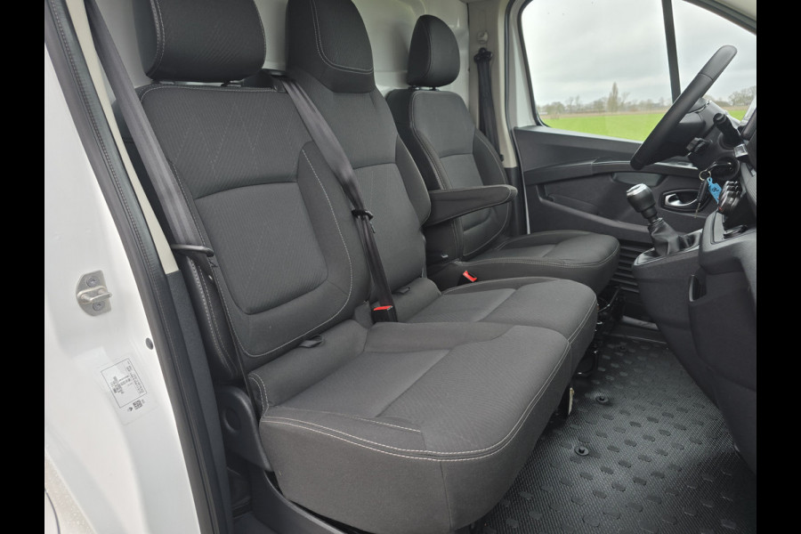 Renault Trafic 2.0 dCi L2 H1 - 130 Pk - Euro 6 - Apple Carplay Android Auto - ParkeerCamera