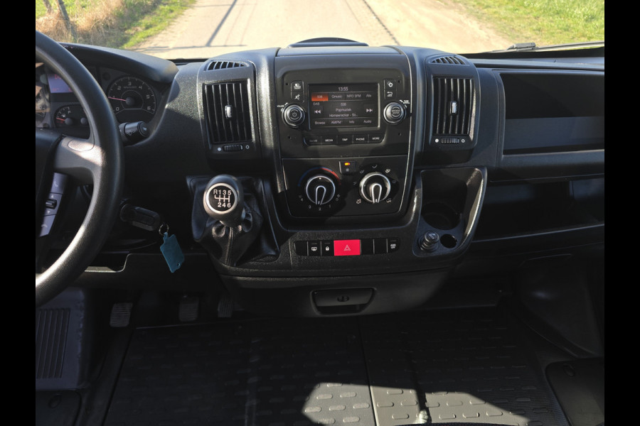 Peugeot Boxer 435 2.2 BlueHDi L4H3 - 165 Pk - Euro 6 - ParkeerCamera - Airco - Cruise Control