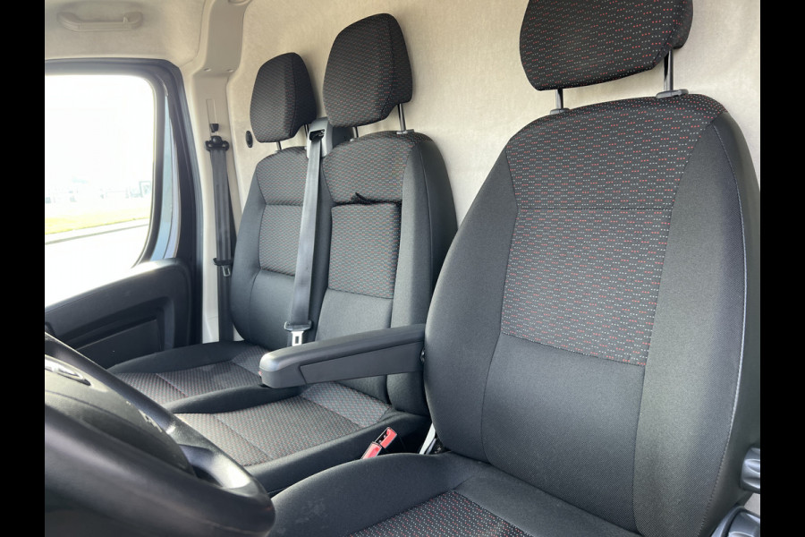 Opel Movano 35 2.2D 165 L2H2 Edition