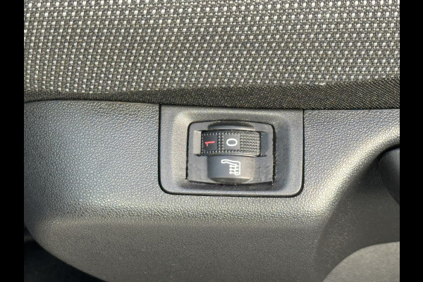 Citroën C3 Aircross 1.2 PureTech Shine Automaat Cruise control Parkeersensoren plus camera Apple / Android Stoelverwarming Pano