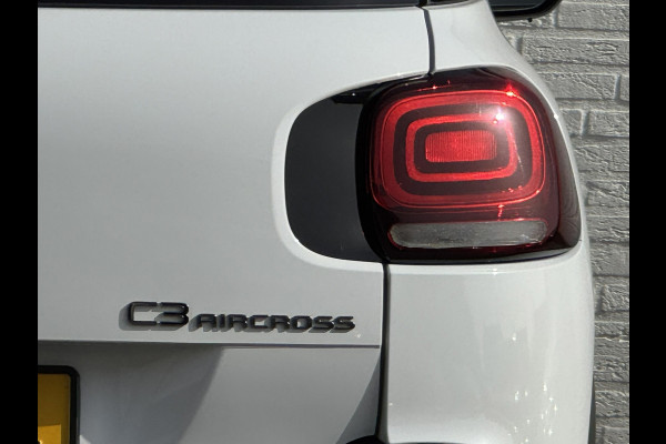 Citroën C3 Aircross 1.2 PureTech Shine Automaat Cruise control Parkeersensoren plus camera Apple / Android Stoelverwarming Pano