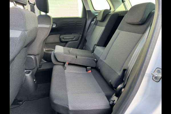 Citroën C3 Aircross 1.2 PureTech Shine Automaat Cruise control Parkeersensoren plus camera Apple / Android Stoelverwarming Pano