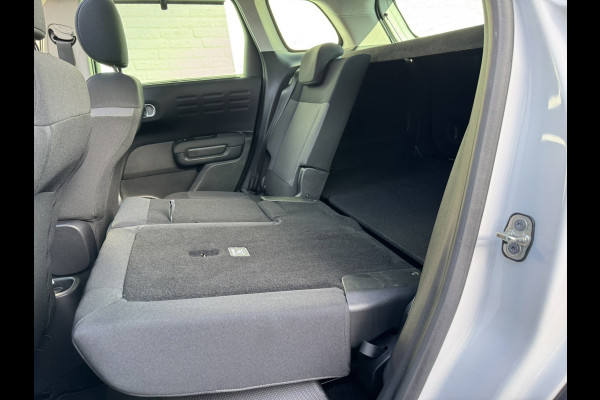 Citroën C3 Aircross 1.2 PureTech Shine Automaat Cruise control Parkeersensoren plus camera Apple / Android Stoelverwarming Pano