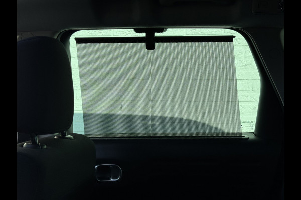 Citroën C3 Aircross 1.2 PureTech Shine Automaat Cruise control Parkeersensoren plus camera Apple / Android Stoelverwarming Pano