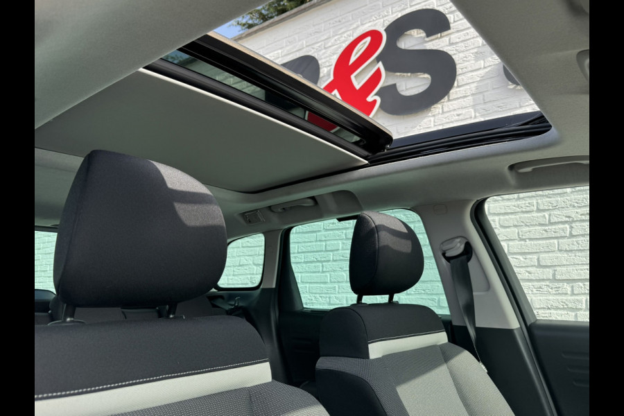 Citroën C3 Aircross 1.2 PureTech Shine Automaat Cruise control Parkeersensoren plus camera Apple / Android Stoelverwarming Pano