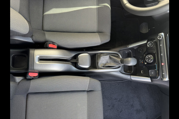 Citroën C3 Aircross 1.2 PureTech Shine Automaat Cruise control Parkeersensoren plus camera Apple / Android Stoelverwarming Pano