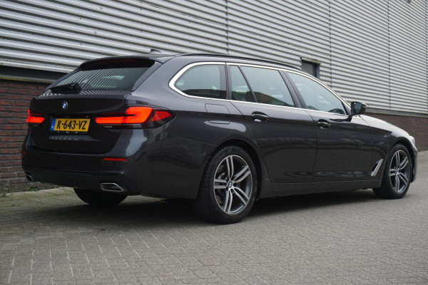 BMW 5 Serie Touring 520i Business Edition Plus/Laser LED/Comfort Stoel Dealeronderhouden.