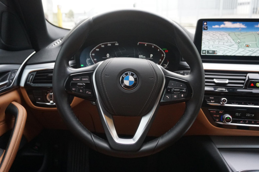 BMW 5 Serie Touring 520i Business Edition Plus/Laser LED/Comfort Stoel Dealeronderhouden.