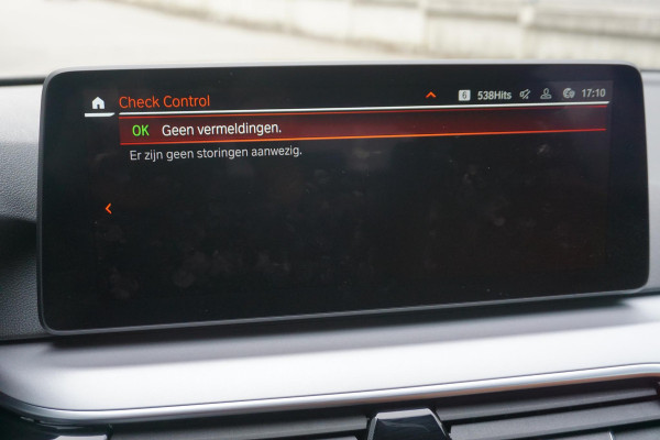 BMW 5 Serie Touring 520i Business Edition Plus/Laser LED/Comfort Stoel Dealeronderhouden.