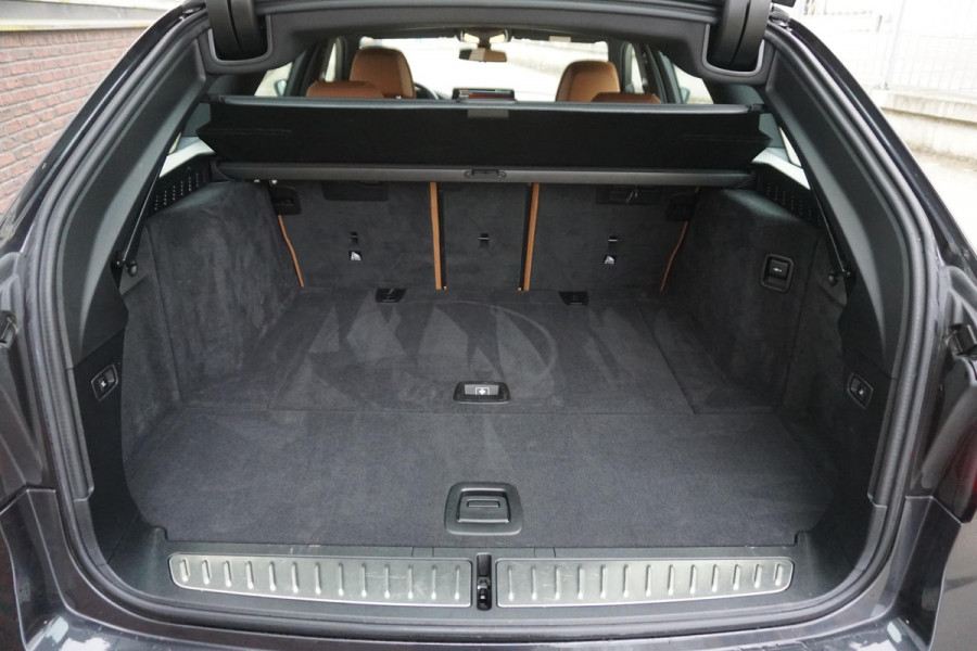 BMW 5 Serie Touring 520i Business Edition Plus/Laser LED/Comfort Stoel Dealeronderhouden.