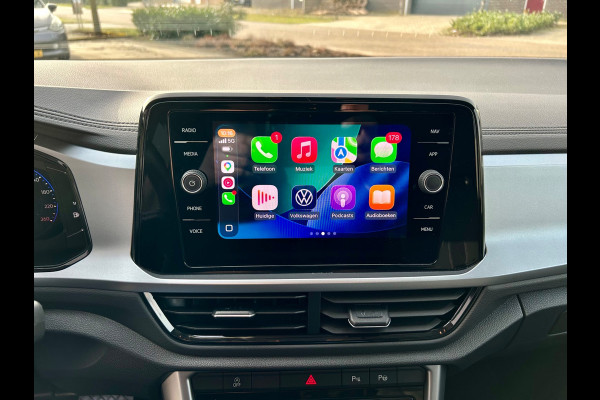 Volkswagen T-Roc 1.5 TSI Life Business, Adaptive cruise, virtual cockpit, carplay, stoelverw.