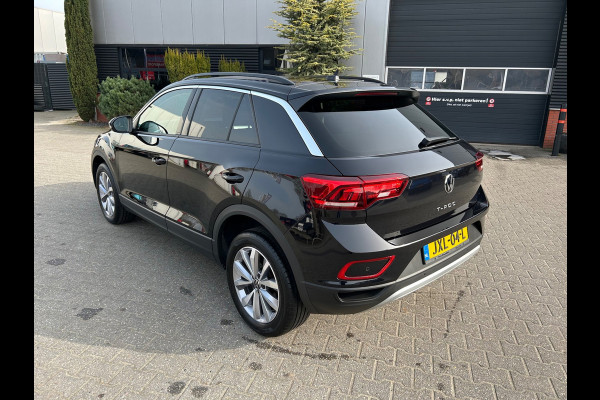 Volkswagen T-Roc 1.5 TSI Life Business, Adaptive cruise, virtual cockpit, carplay, stoelverw.