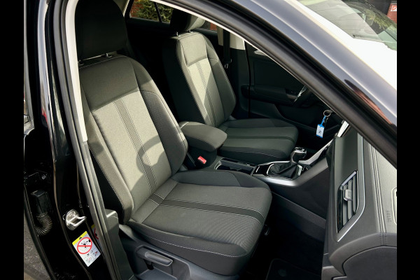 Volkswagen T-Roc 1.5 TSI Life Business, Adaptive cruise, virtual cockpit, carplay, stoelverw.