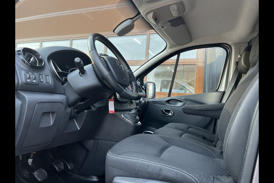 Opel Vivaro 1.6 CDTI 126pk L2 Sport 3p BPM Vrij! Lease €236 p/m,, Airco, Navi, Camera, PDC, Cruise controle, Onderhoudshistorie aanwezig