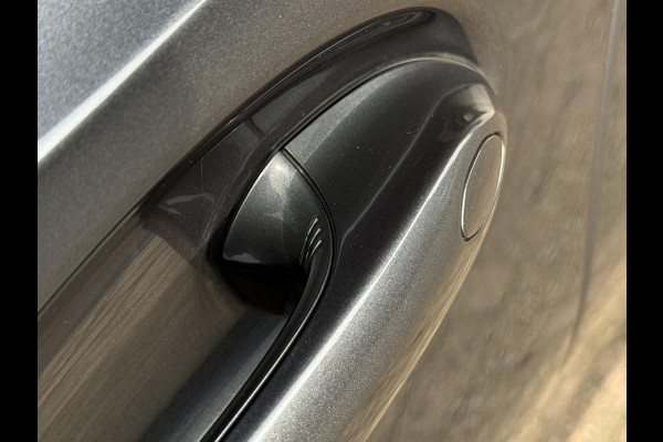 BMW 3 Serie Touring 330e xDrive M SPORT | PANORAMA | SPORTREMMEN | HEAD UP | 19 INCH | ADAPT. ONDERSTEL |