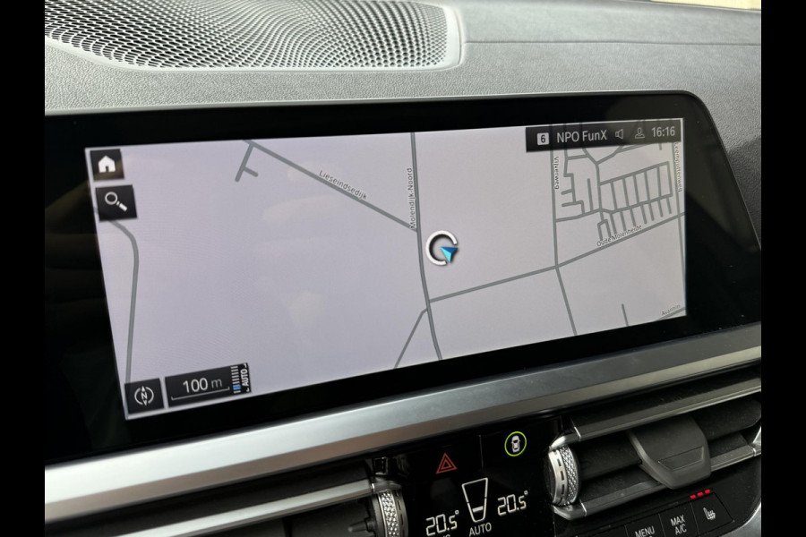 BMW 3 Serie Touring 330e xDrive M SPORT | PANORAMA | SPORTREMMEN | HEAD UP | 19 INCH | ADAPT. ONDERSTEL |